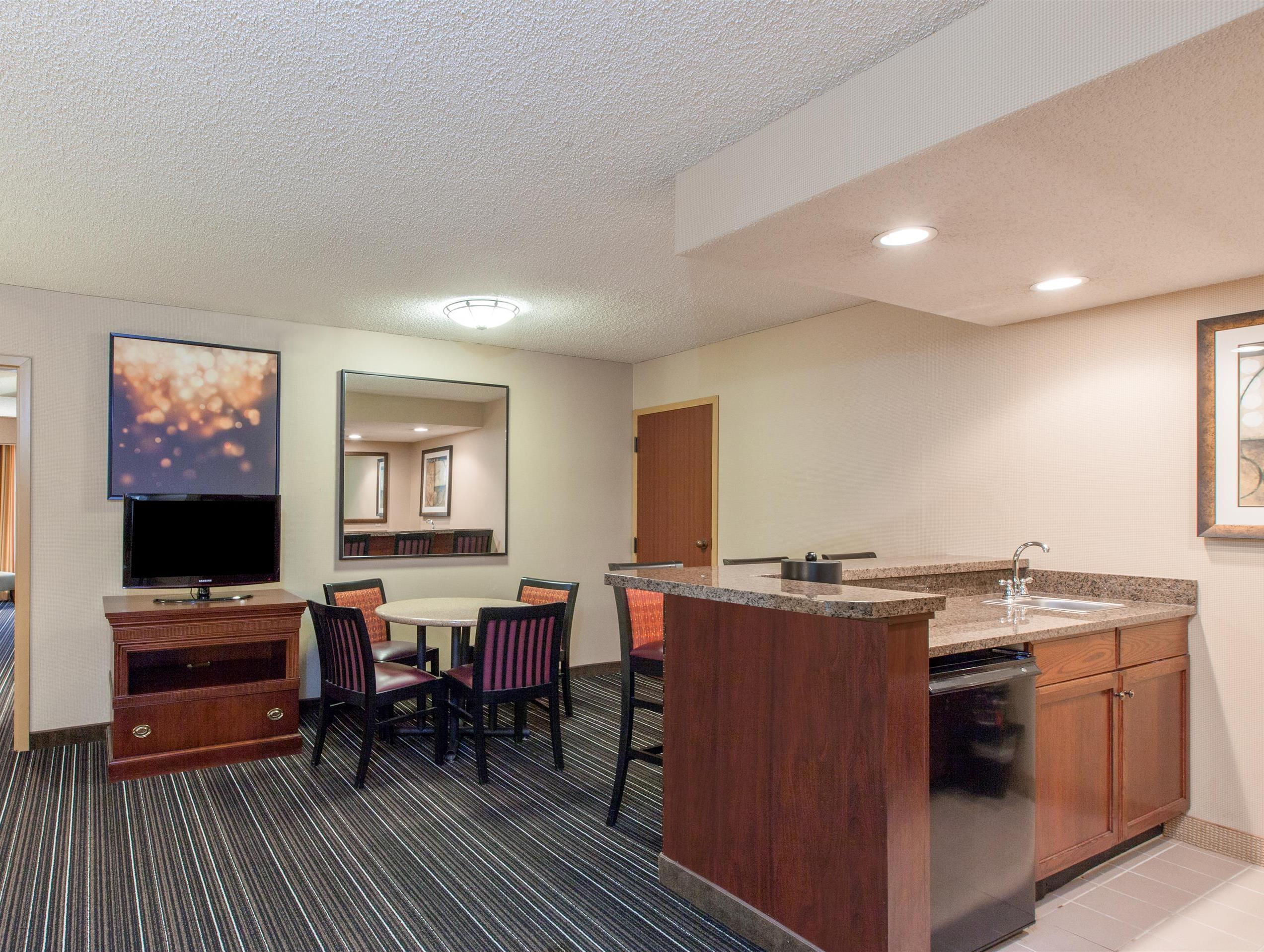 Sonesta Suites Dallas Park Central Buitenkant foto