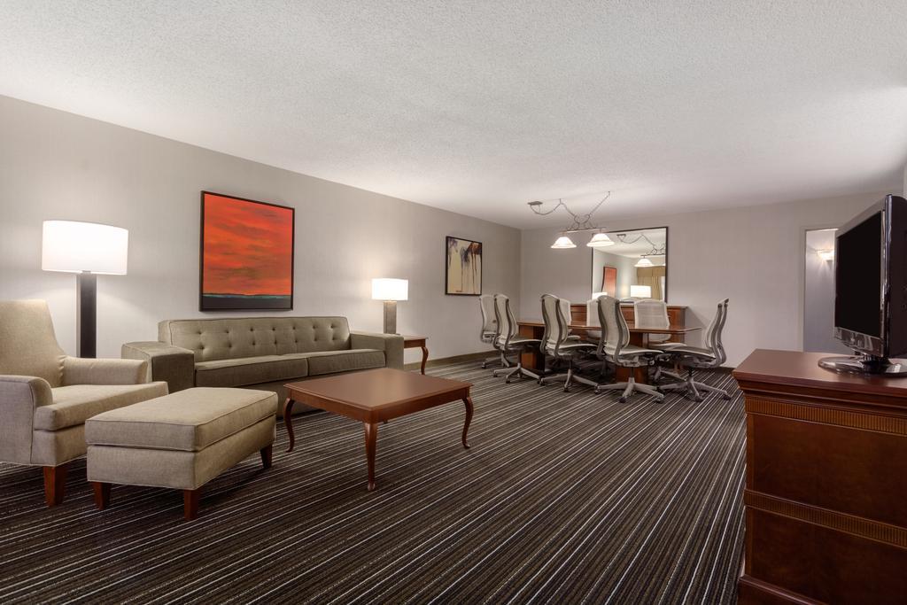 Sonesta Suites Dallas Park Central Buitenkant foto