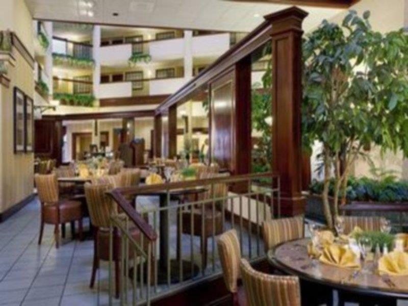 Sonesta Suites Dallas Park Central Restaurant foto